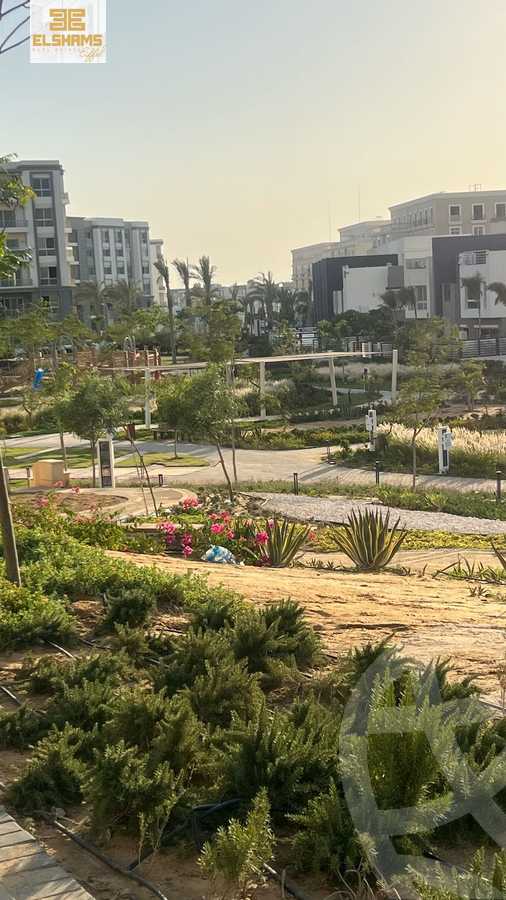 https://aqarmap.com.eg/en/listing/5863974-for-sale-cairo-new-cairo-compounds-hyde-park-park-corner-hyde-park