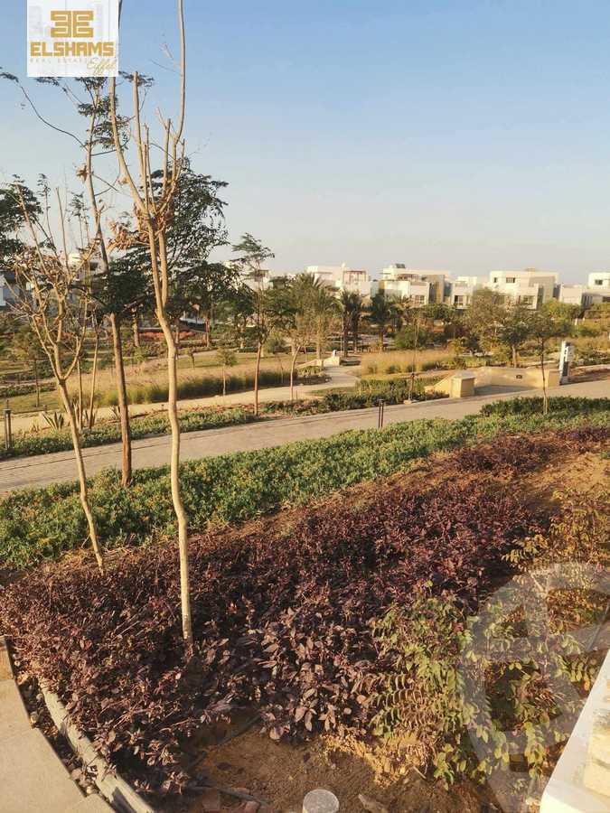 https://aqarmap.com.eg/en/listing/5863974-for-sale-cairo-new-cairo-compounds-hyde-park-park-corner-hyde-park