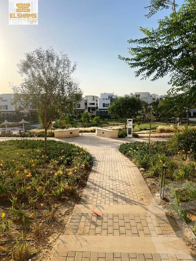 https://aqarmap.com.eg/en/listing/5864017-for-sale-cairo-new-cairo-compounds-hyde-park-park-corner-hyde-park