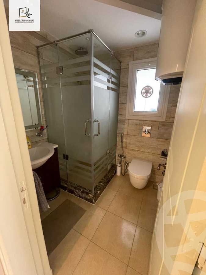 https://aqarmap.com.eg/en/listing/4260509-for-sale-cairo-new-cairo-compounds-mountain-view-hyde-park