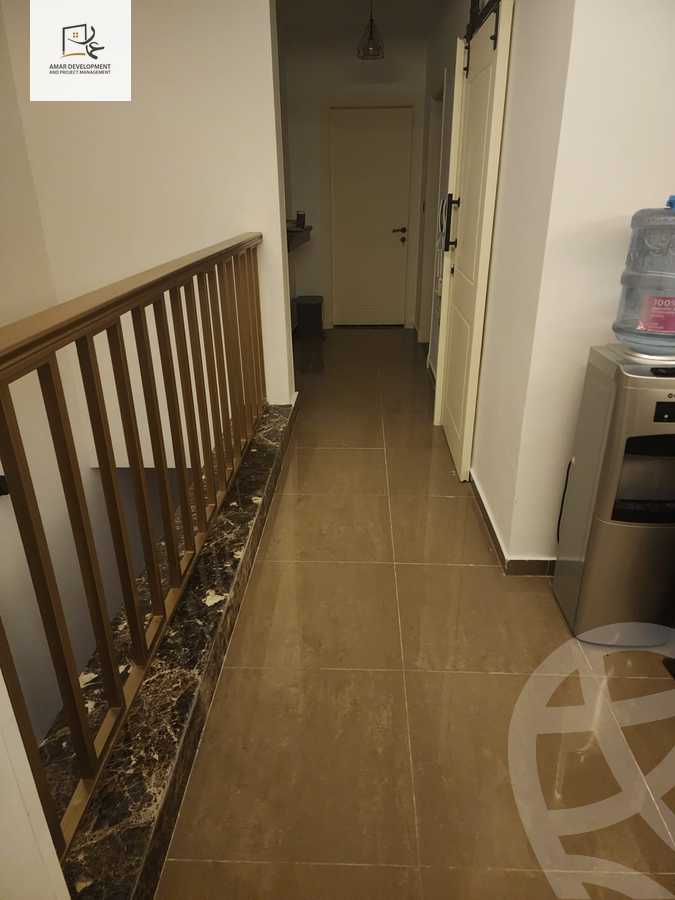 https://aqarmap.com.eg/en/listing/4260509-for-sale-cairo-new-cairo-compounds-mountain-view-hyde-park