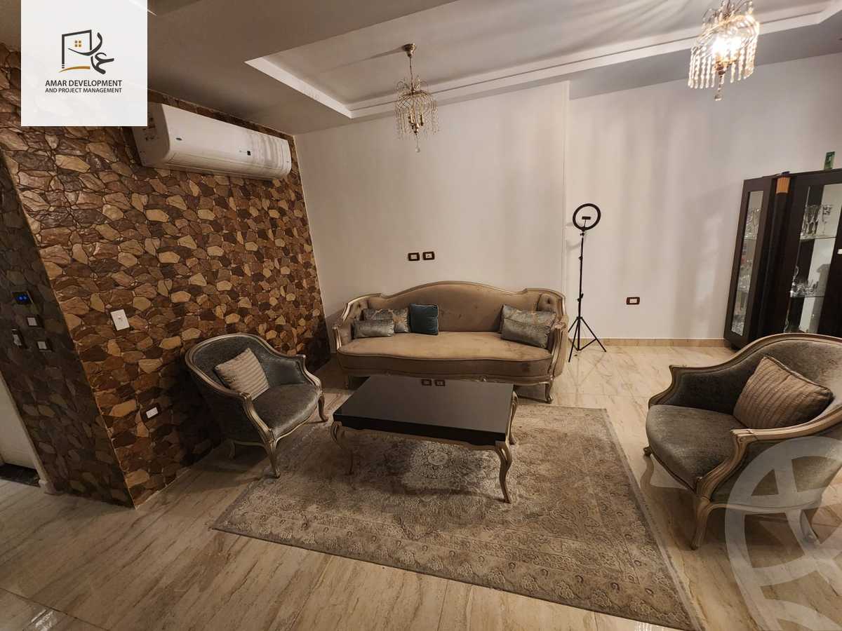 https://aqarmap.com.eg/en/listing/4260509-for-sale-cairo-new-cairo-compounds-mountain-view-hyde-park