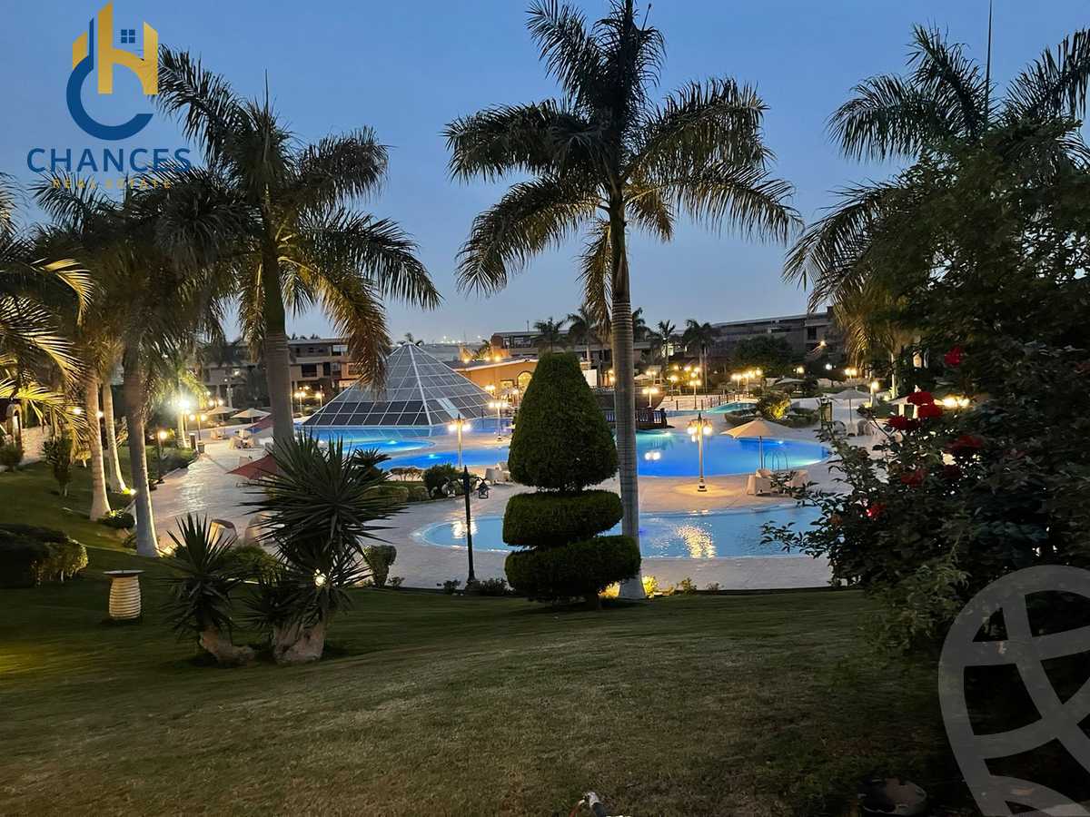 https://aqarmap.com.eg/en/listing/4020662-for-sale-cairo-el-sheikh-zayed-city-compounds-in-sheikh-zayed-pyramids-walk