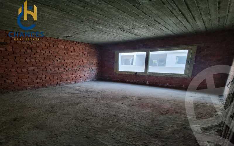 https://aqarmap.com.eg/ar/listing/4275135-for-sale-cairo-new-cairo-compounds-moon-valley