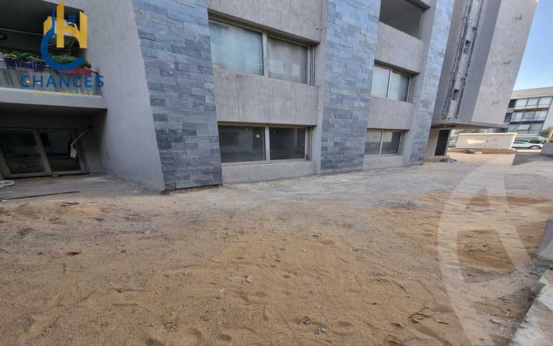 https://aqarmap.com.eg/ar/listing/4275135-for-sale-cairo-new-cairo-compounds-moon-valley