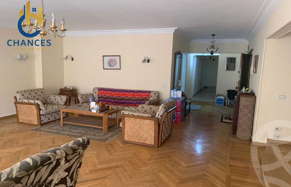 https://aqarmap.com.eg/en/listing/5337624-for-sale-cairo-el-maadi-degla-street-200