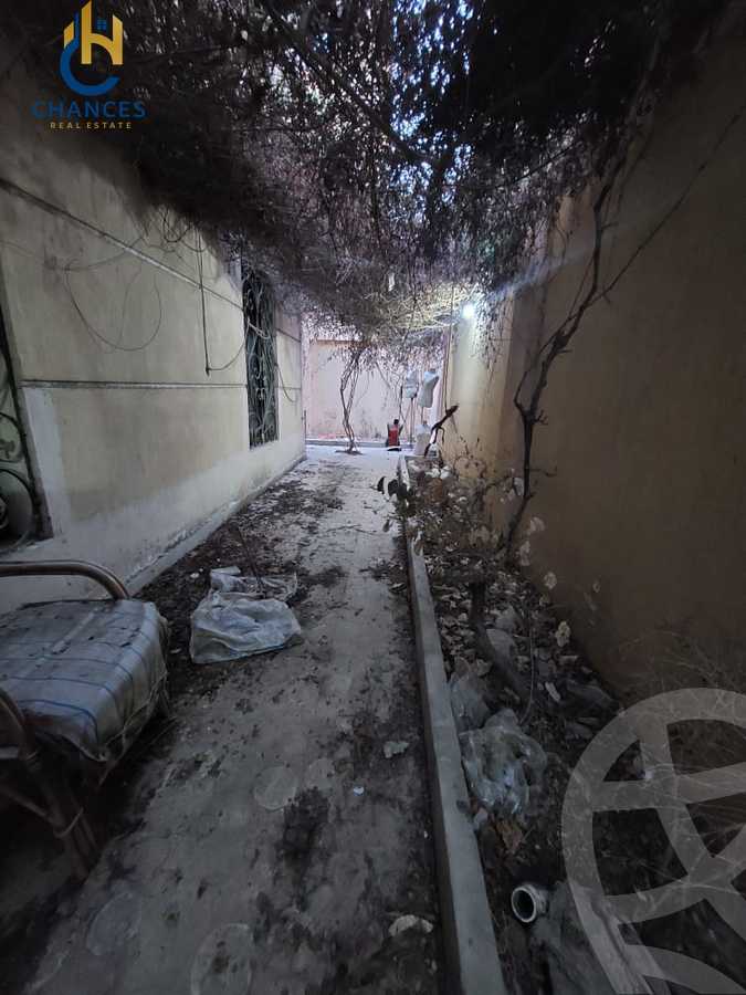 https://aqarmap.com.eg/en/listing/5371142-for-sale-cairo-new-cairo-ganob-el-akadamiya-south-academy-b-taha-hussein-st