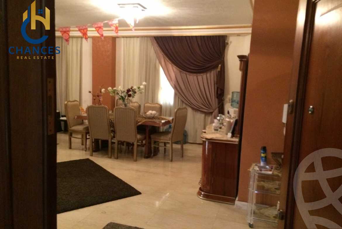 https://aqarmap.com.eg/en/listing/5730710-for-sale-cairo-new-cairo-el-ahyaa-first-neighborhood-street-1