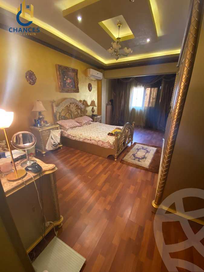 https://aqarmap.com.eg/en/listing/5755490-for-sale-cairo-new-cairo-sharq-el-akadamiya-al-tahrir-st
