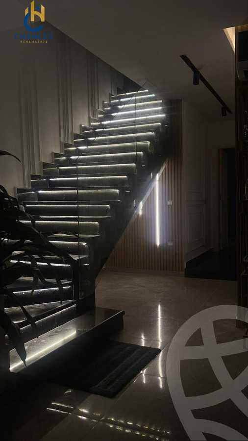 https://aqarmap.com.eg/ar/listing/5509188-for-sale-cairo-new-cairo-compounds-hyde-park