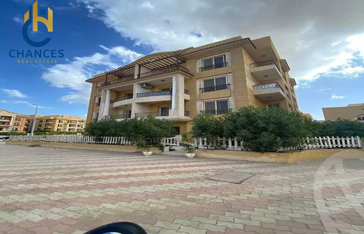 https://aqarmap.com.eg/en/listing/5579888-for-sale-cairo-el-sheikh-zayed-city-compounds-el-khamayel