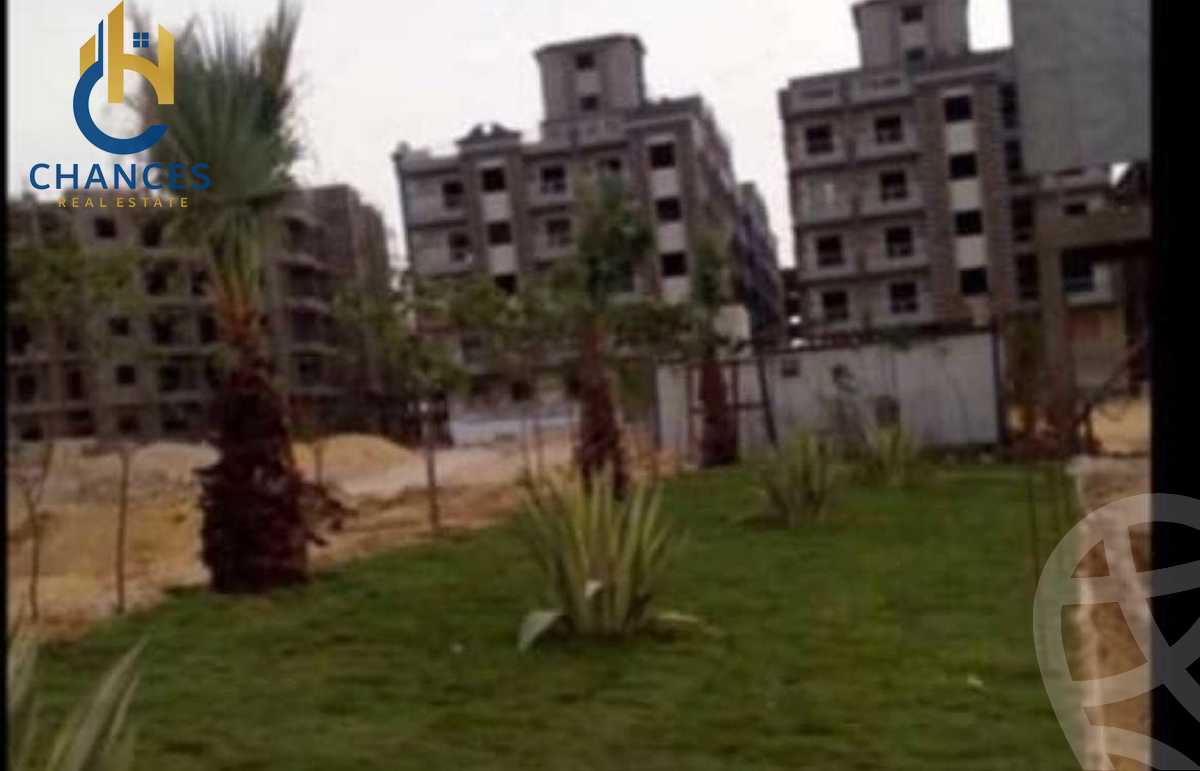 https://aqarmap.com.eg/en/listing/5688119-for-sale-cairo-new-cairo-el-kattameya-compounds-in-kattameya-kmbwnd-mkny-lmnswr-llttwyr