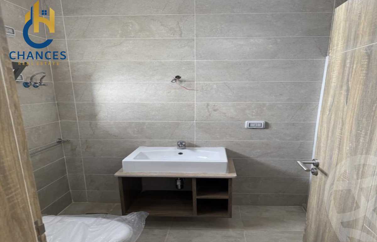 https://aqarmap.com.eg/en/listing/5823228-for-sale-cairo-new-cairo-compounds-mwn-ryzydns-lmrsm-llttwyr