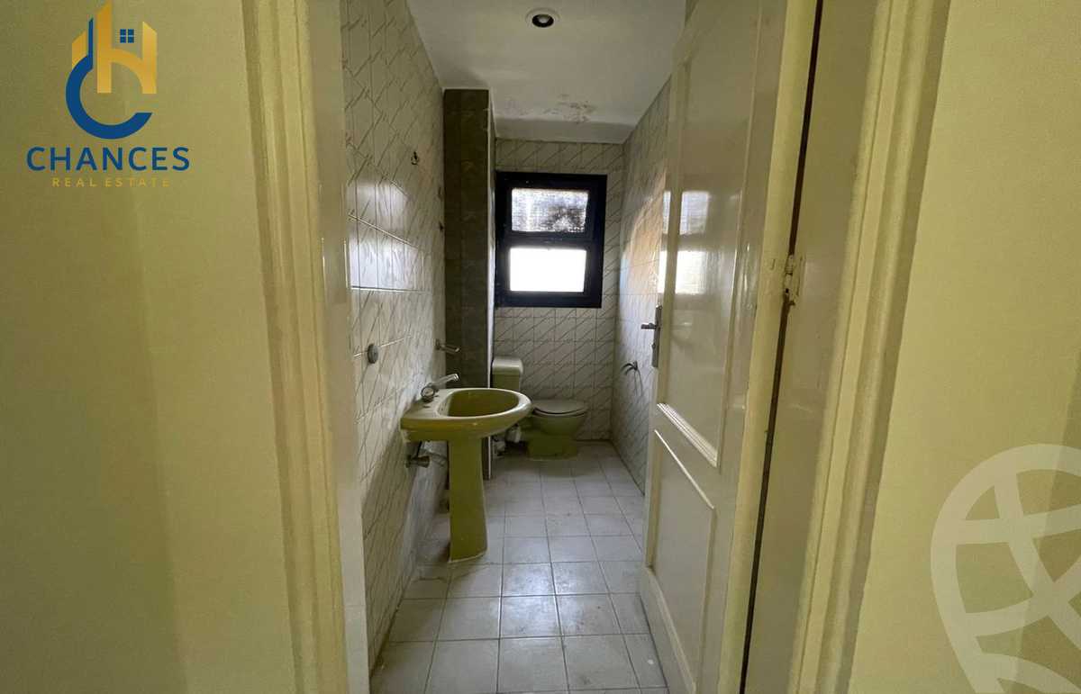 https://aqarmap.com.eg/en/listing/5857639-for-sale-cairo-el-maadi-degla-street-208