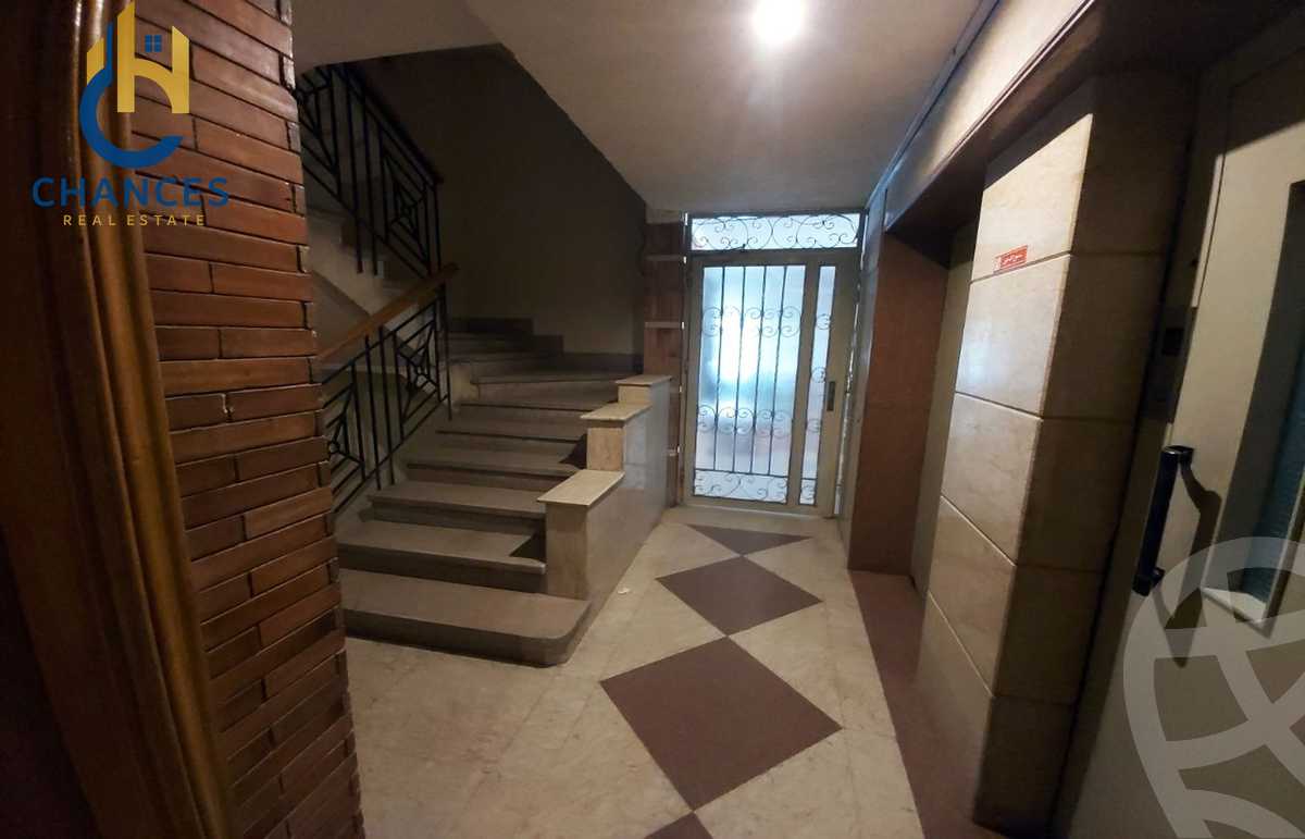 https://aqarmap.com.eg/en/listing/6163350-for-sale-cairo-el-maadi-degla-street-200