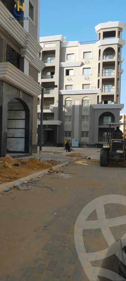 https://aqarmap.com.eg/en/listing/5883030-for-sale-cairo-new-cairo-compounds-town-residence