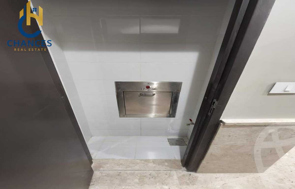 https://aqarmap.com.eg/en/listing/5954554-for-sale-cairo-new-cairo-compounds-district-5-d-park-district-5-compound-marakez