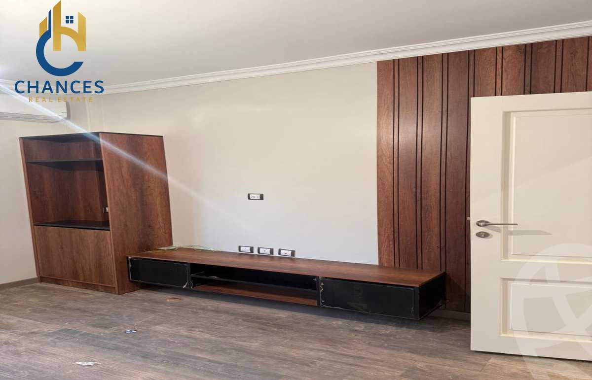 https://aqarmap.com.eg/en/listing/5981136-for-sale-cairo-el-maadi-degla-street-231