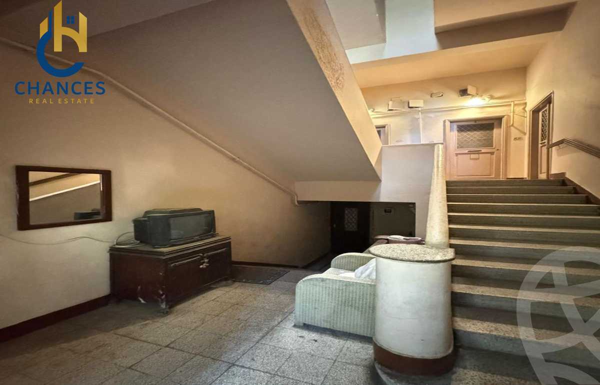 https://aqarmap.com.eg/en/listing/6015869-for-sale-cairo-el-maadi-sarayat-el-maadi-street-82