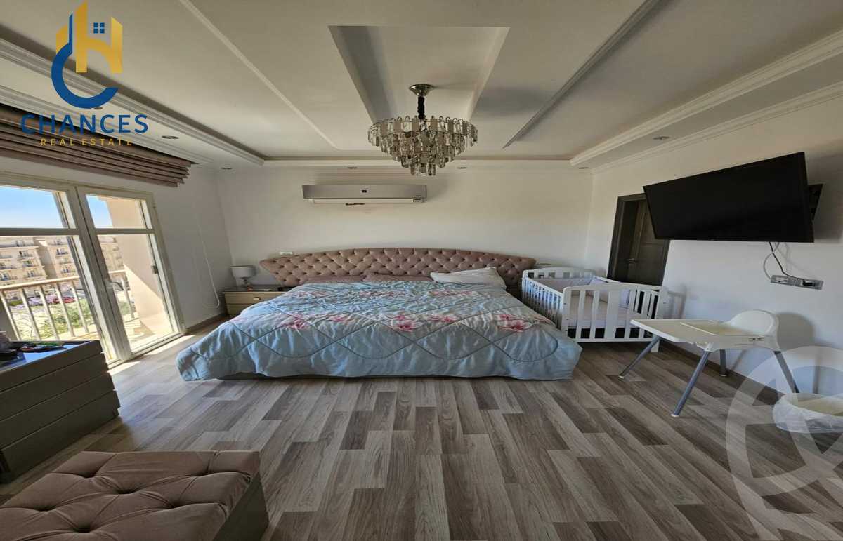 https://aqarmap.com.eg/en/listing/6016033-for-sale-cairo-new-cairo-compounds-hyde-park-centre-ville-hyde-park