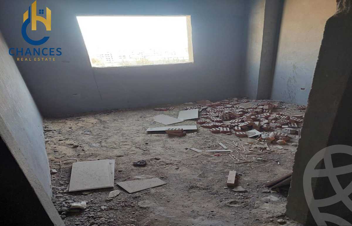 https://aqarmap.com.eg/en/listing/5688119-for-sale-cairo-new-cairo-el-kattameya-compounds-in-kattameya-kmbwnd-mkny-lmnswr-llttwyr