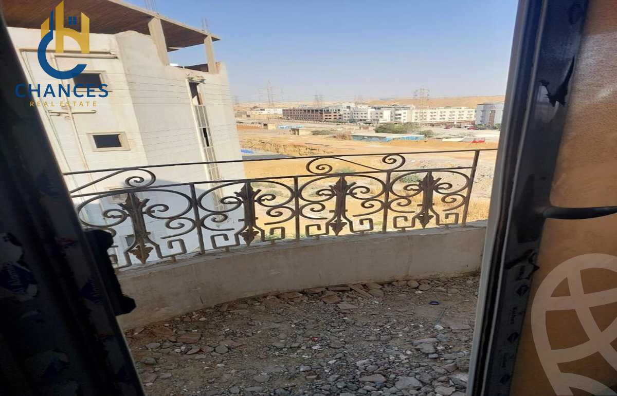 https://aqarmap.com.eg/en/listing/5688119-for-sale-cairo-new-cairo-el-kattameya-compounds-in-kattameya-kmbwnd-mkny-lmnswr-llttwyr