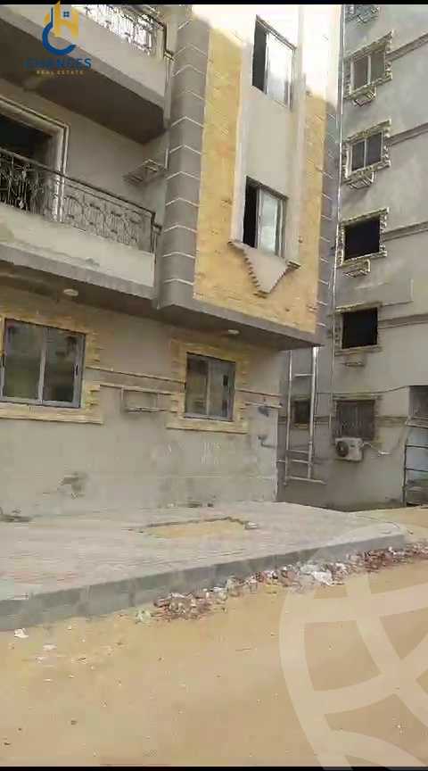 https://aqarmap.com.eg/en/listing/6038713-for-sale-cairo-new-cairo-el-kattameya-compounds-in-kattameya-kmbwnd-mkny-lmnswr-llttwyr