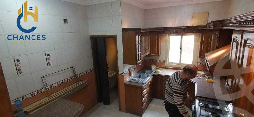 https://aqarmap.com.eg/en/listing/6046573-for-sale-cairo-el-maadi-sarayat-el-maadi-street-256