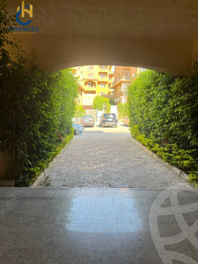 https://aqarmap.com.eg/en/listing/6060176-for-sale-cairo-el-sheikh-zayed-city-compounds-el-khamayel