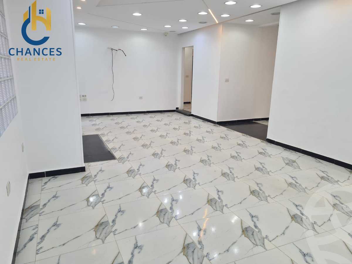 https://aqarmap.com.eg/ar/listing/6083284-for-rent-cairo-el-maadi-sarayat-el-maadi-street-11