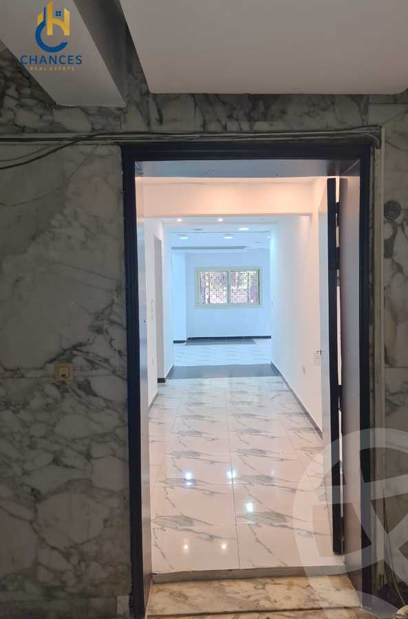 https://aqarmap.com.eg/ar/listing/6083284-for-rent-cairo-el-maadi-sarayat-el-maadi-street-11