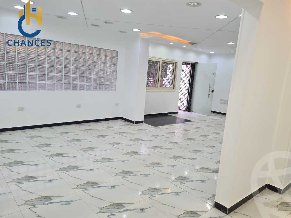 https://aqarmap.com.eg/ar/listing/6083284-for-rent-cairo-el-maadi-sarayat-el-maadi-street-11