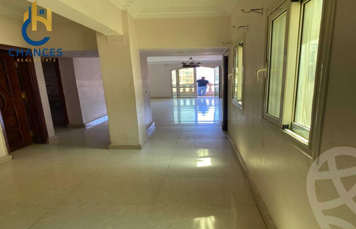 https://aqarmap.com.eg/ar/listing/6095475-for-sale-cairo-new-cairo-el-narges-el-narges-omarat-mohamed-sabry-abu-alam-st