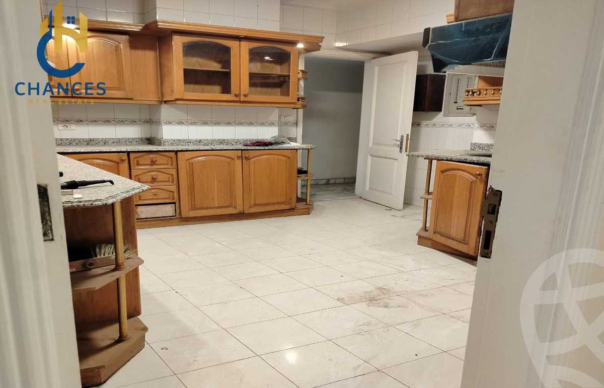 https://aqarmap.com.eg/en/listing/6132762-for-sale-cairo-el-maadi-sarayat-el-maadi-street-20