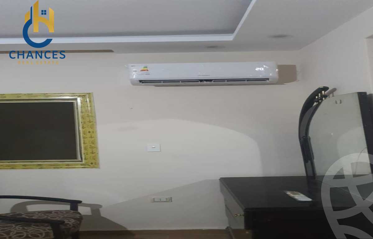 https://aqarmap.com.eg/ar/listing/6212517-for-sale-cairo-6th-of-october-el-ahyaa-neighborhood-4th-school-st
