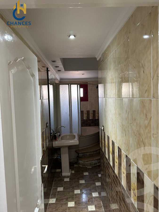 https://aqarmap.com.eg/en/listing/6286390-for-sale-cairo-el-maadi-kornish-el-maadi-brj-thmn