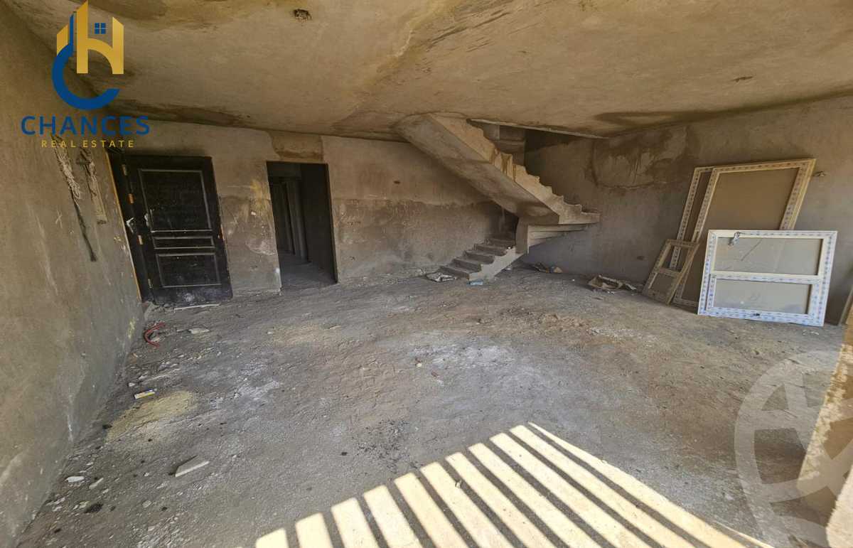https://aqarmap.com.eg/en/listing/6360393-for-sale-cairo-new-cairo-compounds-stwn-ryzydns-by-ar-y-llttwyr