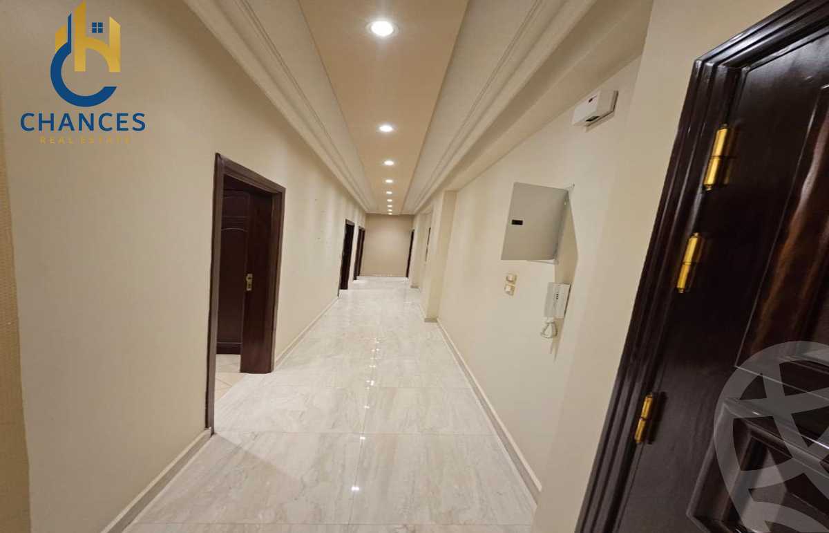 https://aqarmap.com.eg/ar/listing/6376408-for-sale-cairo-new-cairo-first-settlement-mhwr-mstfy-kml