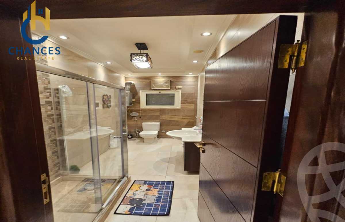 https://aqarmap.com.eg/ar/listing/6376408-for-sale-cairo-new-cairo-first-settlement-mhwr-mstfy-kml