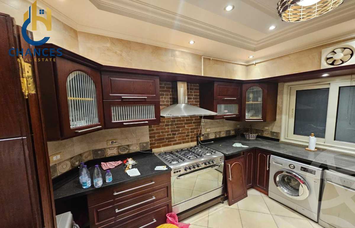 https://aqarmap.com.eg/ar/listing/6376408-for-sale-cairo-new-cairo-first-settlement-mhwr-mstfy-kml
