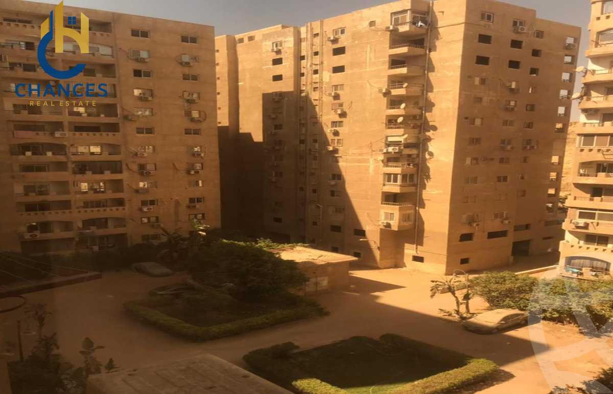 https://aqarmap.com.eg/en/listing/6376901-for-sale-cairo-mokattam-el-hadabah-el-wosta-compounds-palm-city