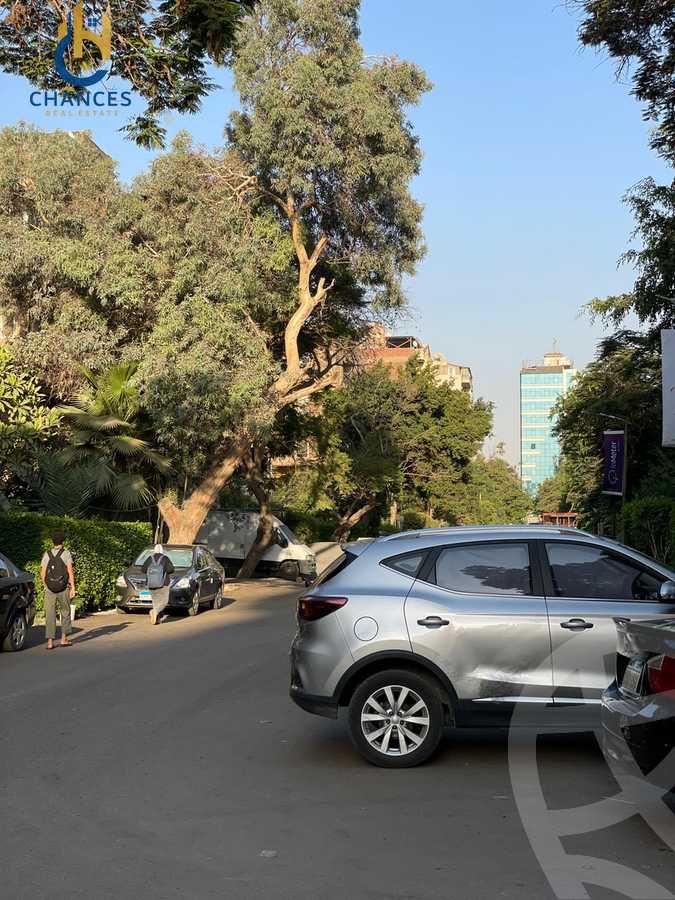 https://aqarmap.com.eg/en/listing/6390715-for-sale-cairo-el-maadi-degla-street-199