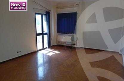 https://aqarmap.com.eg/en/listing/4186892-for-sale-cairo-al-zamalek-shr-hmd-hshmt