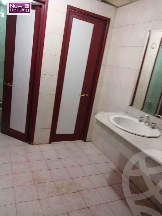 https://aqarmap.com.eg/en/listing/5598378-for-sale-cairo-al-zamalek-elzamalek-elqibliya