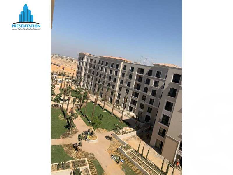https://aqarmap.com.eg/ar/listing/4362765-for-sale-cairo-el-sheikh-zayed-city-compounds-kmbwnd-fyldj-wyst-dr-llttwyr