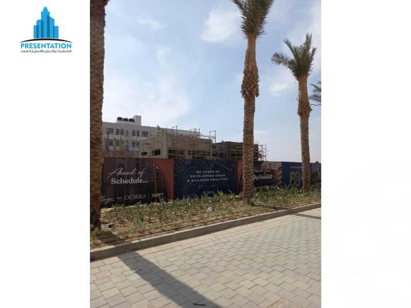 https://aqarmap.com.eg/ar/listing/4362765-for-sale-cairo-el-sheikh-zayed-city-compounds-kmbwnd-fyldj-wyst-dr-llttwyr