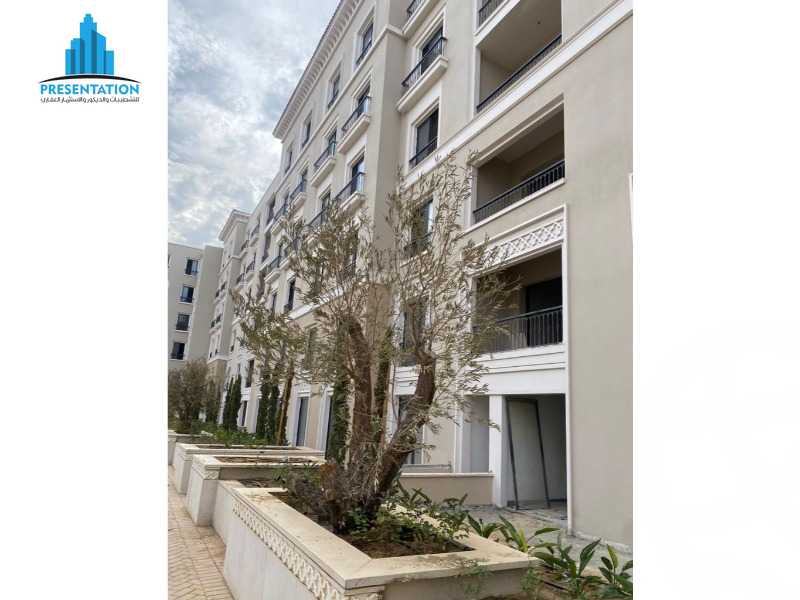 https://aqarmap.com.eg/ar/listing/4362765-for-sale-cairo-el-sheikh-zayed-city-compounds-kmbwnd-fyldj-wyst-dr-llttwyr