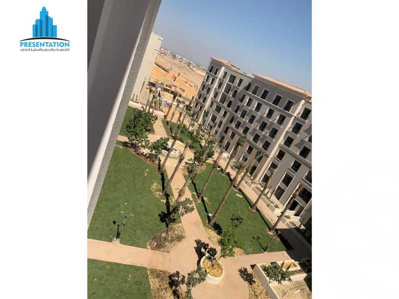 https://aqarmap.com.eg/ar/listing/4362765-for-sale-cairo-el-sheikh-zayed-city-compounds-kmbwnd-fyldj-wyst-dr-llttwyr
