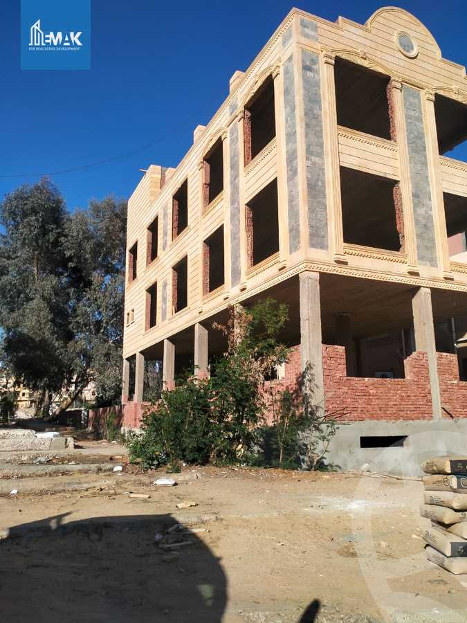 https://aqarmap.com.eg/ar/listing/3615667-for-sale-cairo-al-oubour-eskan-el-shabab