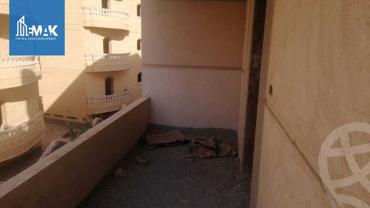 https://aqarmap.com.eg/ar/listing/4176528-for-sale-cairo-obour-fifth-neighborhood-abd-el-aziz-ismael-st